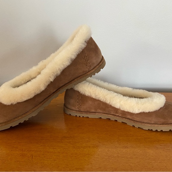 UGG Zora Ballet Flats - Picture 2 of 7